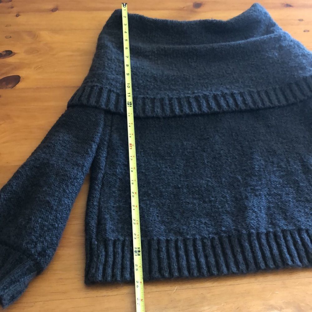 L’ACADEMIE Vesper Sweater in Grey - Picture 14 of 15